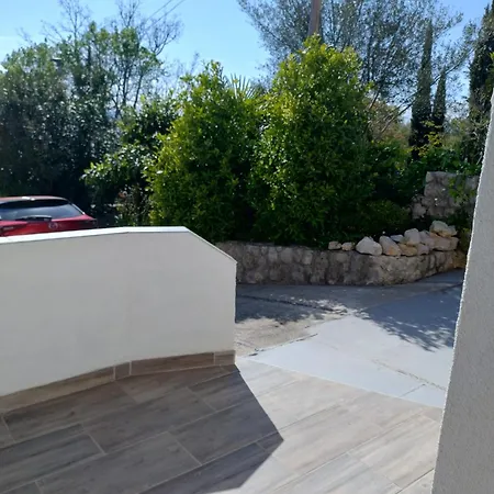 Tany アパート ドラマリ