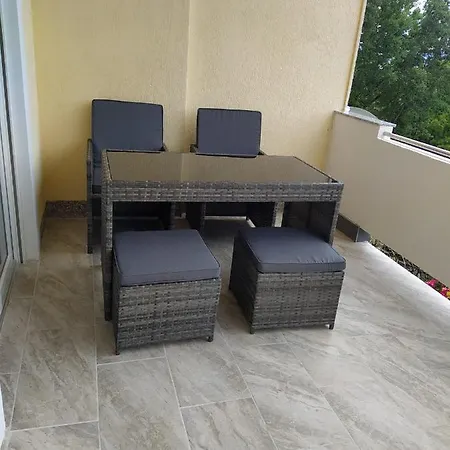 Apartment Tany