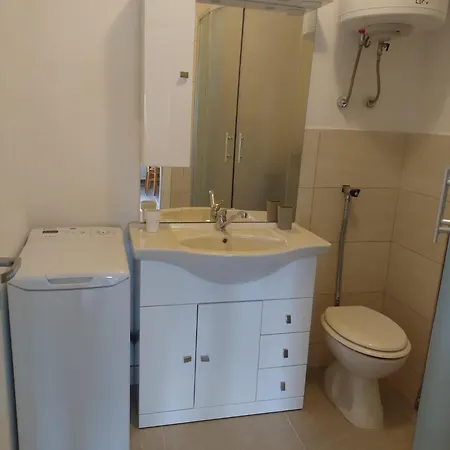 Tany Apartment *